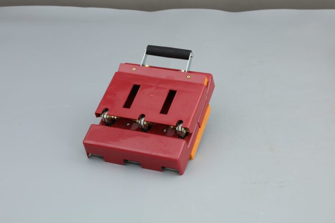 HD11F Series Isolator